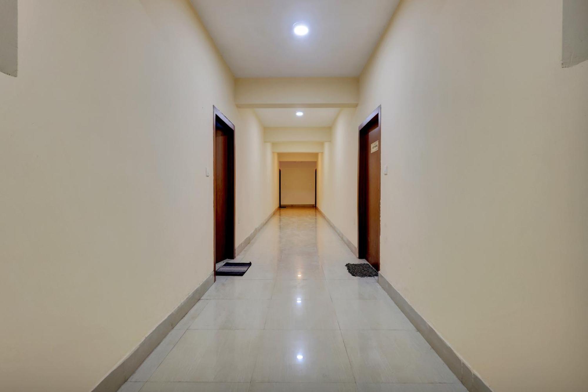 גווהטי Oyo Flagship Larica Green Valley מראה חיצוני תמונה
